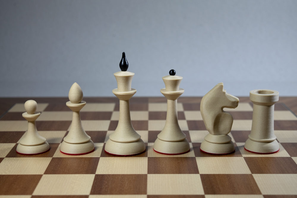 Latvian set in wood filament